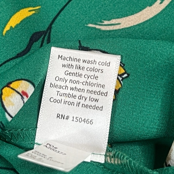 41 Hawthorn Women’s XS Green Floral 3/4 Bell Sleeve Blouse NWT - Picture 6 of 9